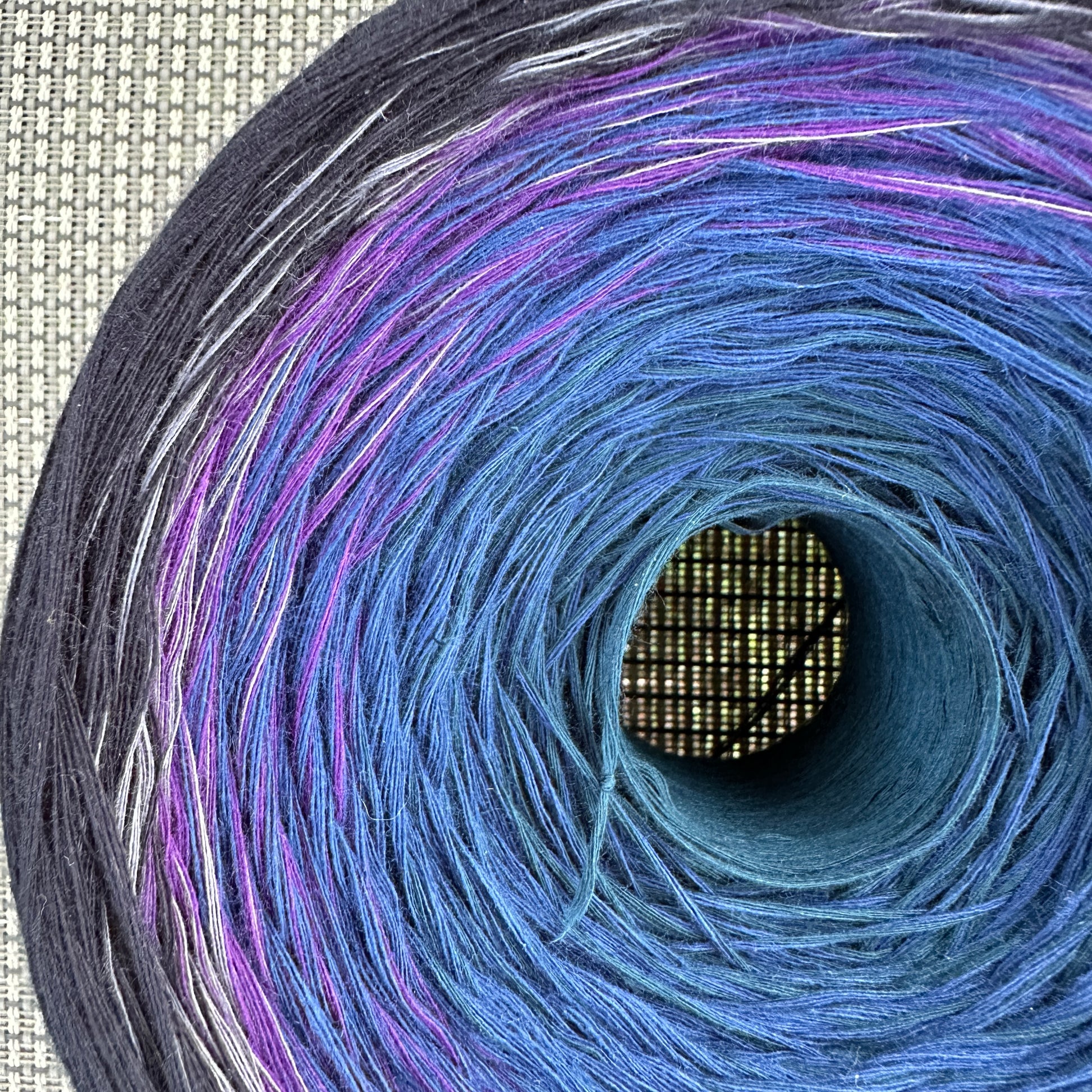 Thryss Echo, Gradient Cotton Natural Fiber Yarn